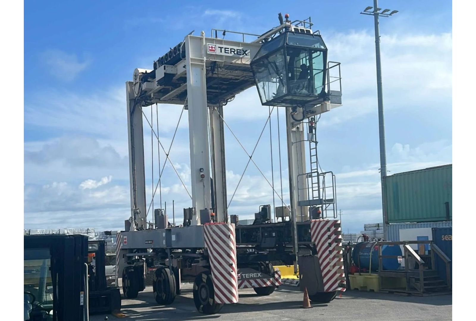 Nous livrons : Terex N SC 424 E Sprinter Carrier maintenant en stock
