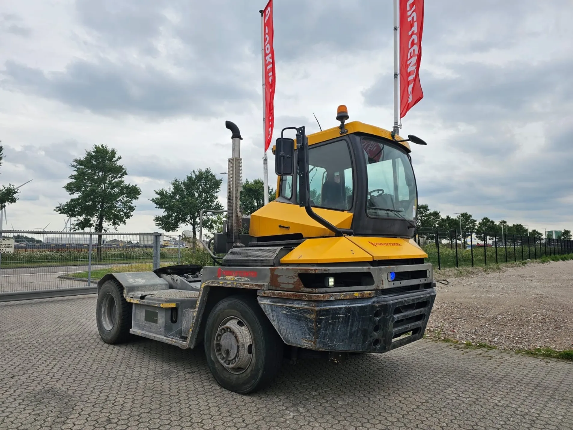 TERBERG RT282
Terminal Truck Roro