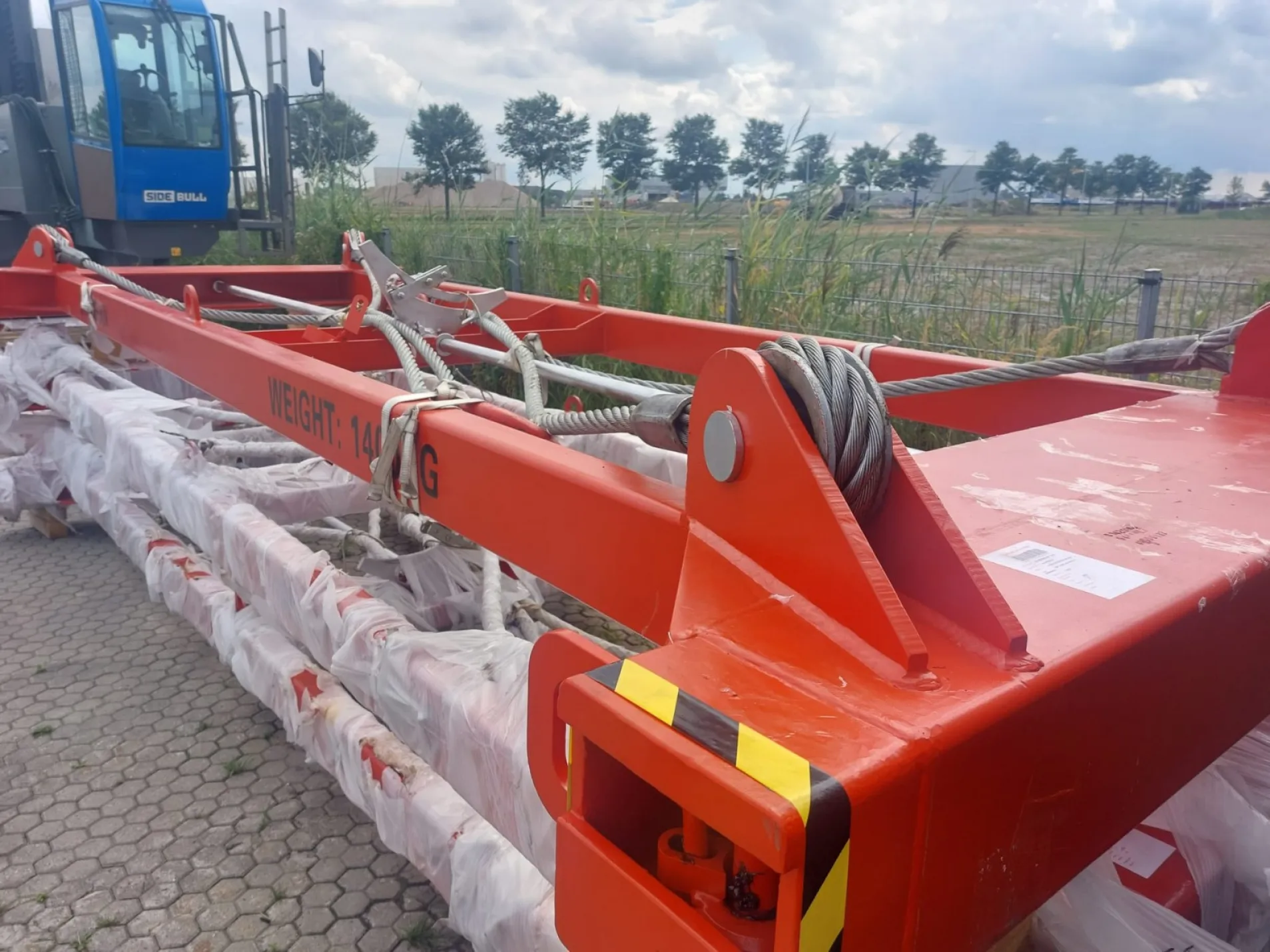 FORKLIFTCENTER - 20FT SEMI-AUTOMATIC SPREADER