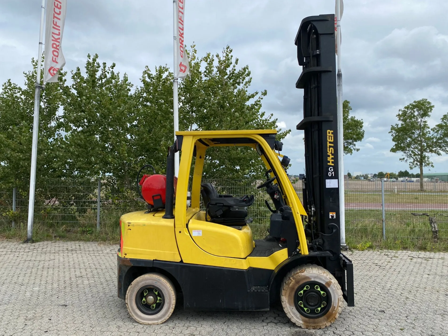 HYSTER H4.0FT
4 Whl Counterbalanced Forklift <10t