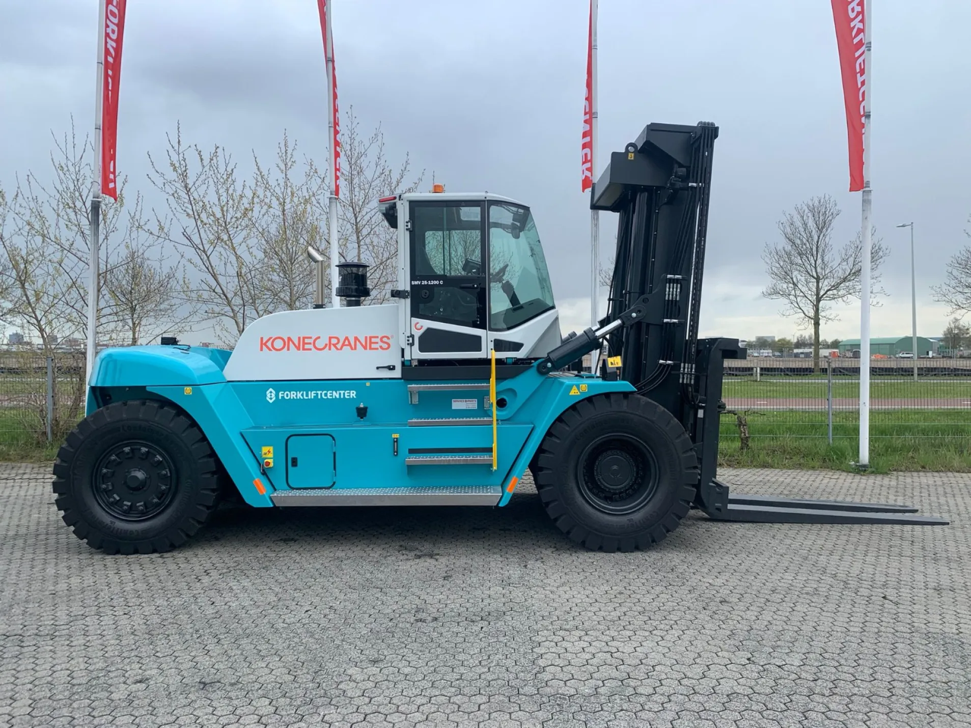 SMV 25-1200C
4 Whl Counterbalanced Forklift >10t