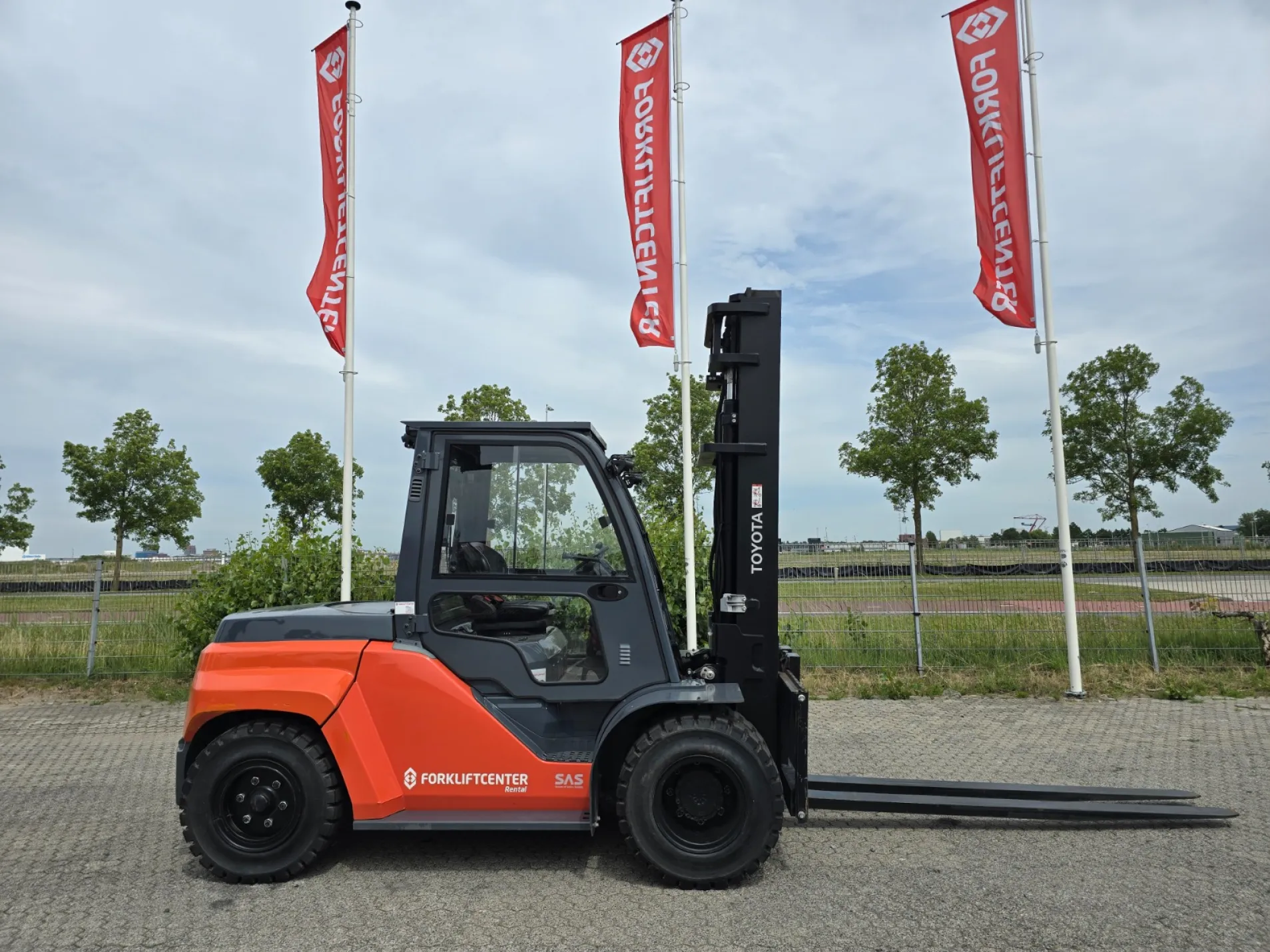 TOYOTA 8FD70F
4 Whl Counterbalanced Forklift <10t