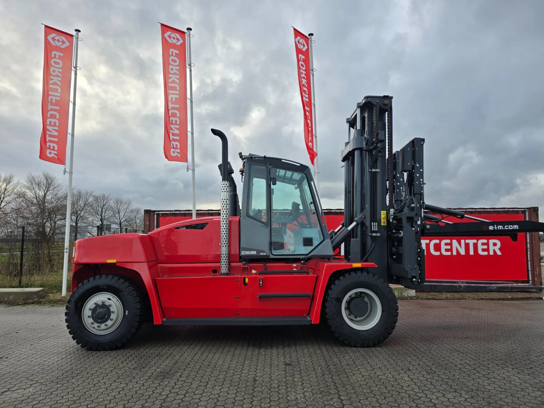 KALMAR DCG160-12T ELM Load Stabilizer
4 Whl Counterbalanced Forklift >10t