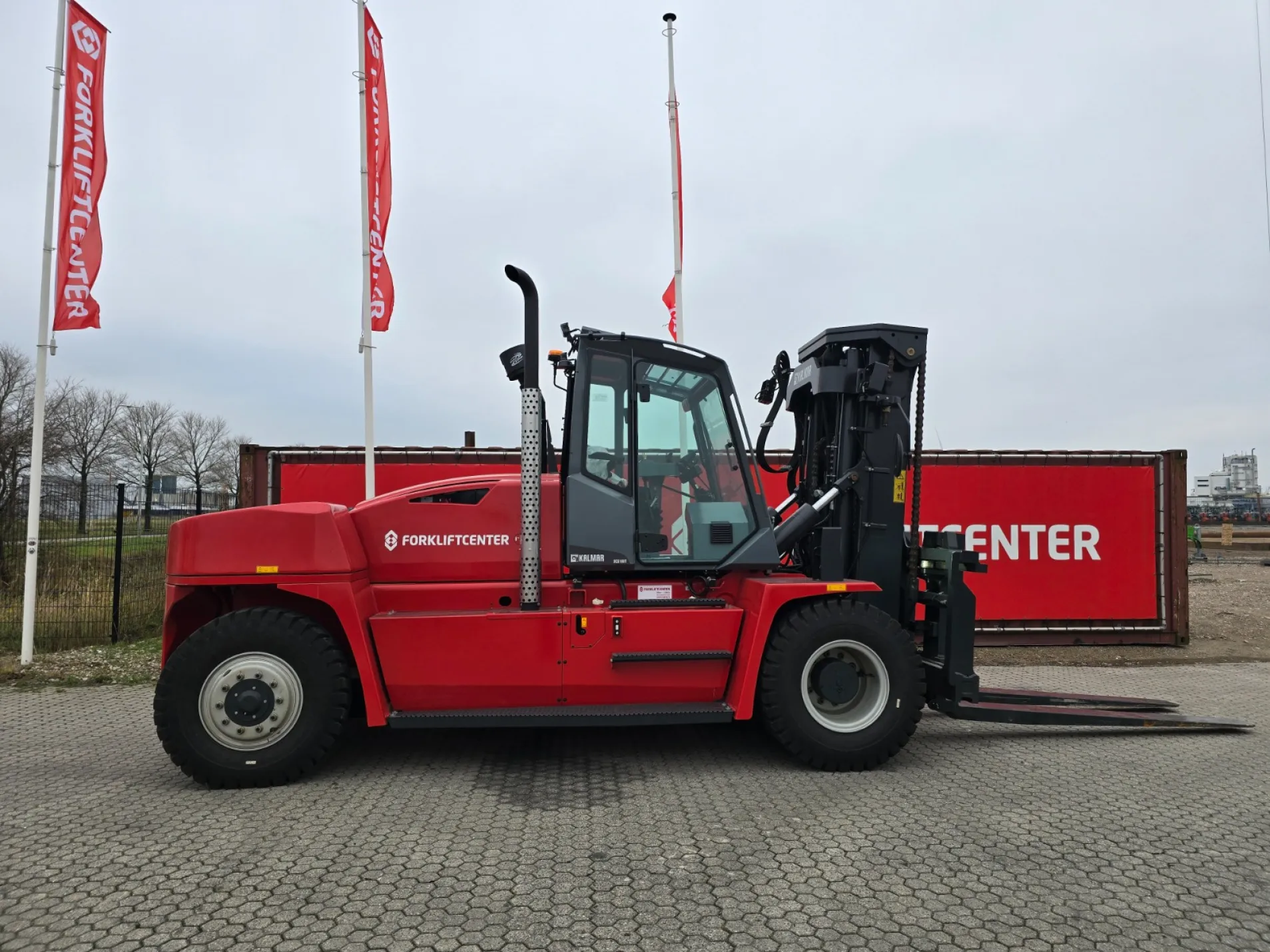 KALMAR DCG 160-12T
4 Whl Counterbalanced Forklift >10t