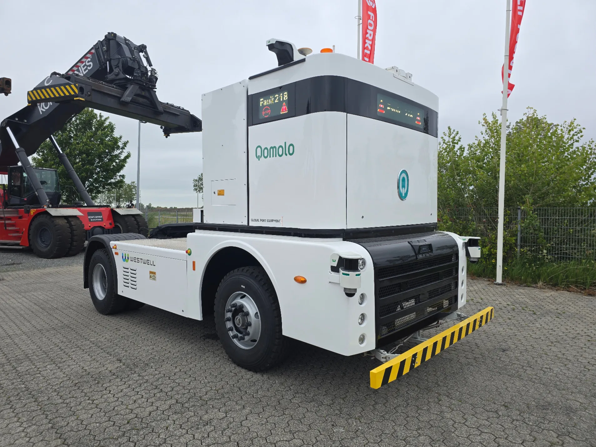 Westwell - Autonomous Q-Truck Q084D