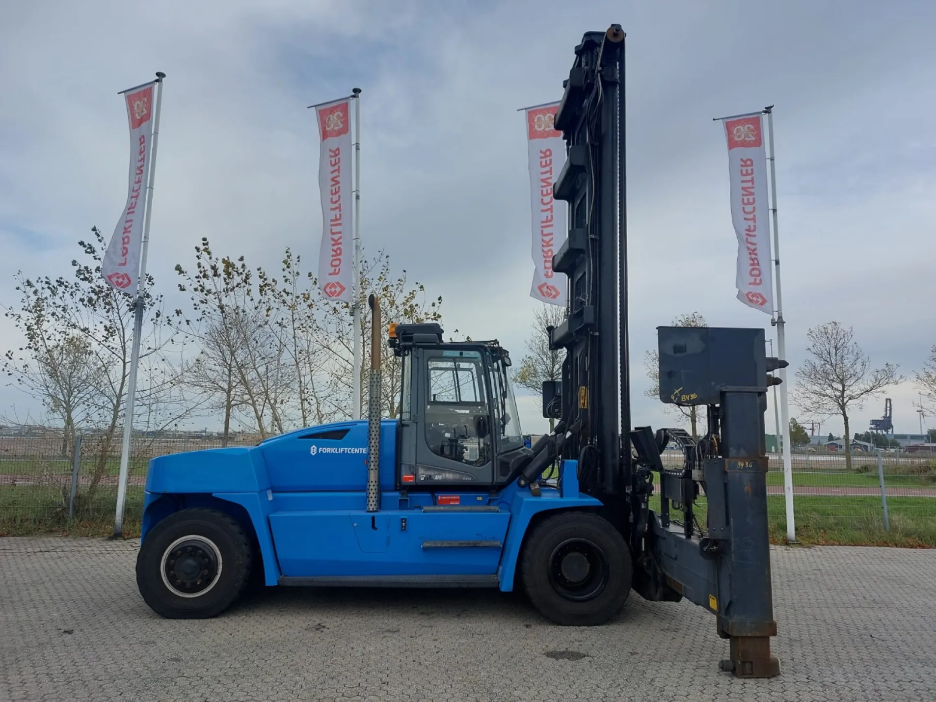 KALMAR DCG160-12
Empty Container Handler