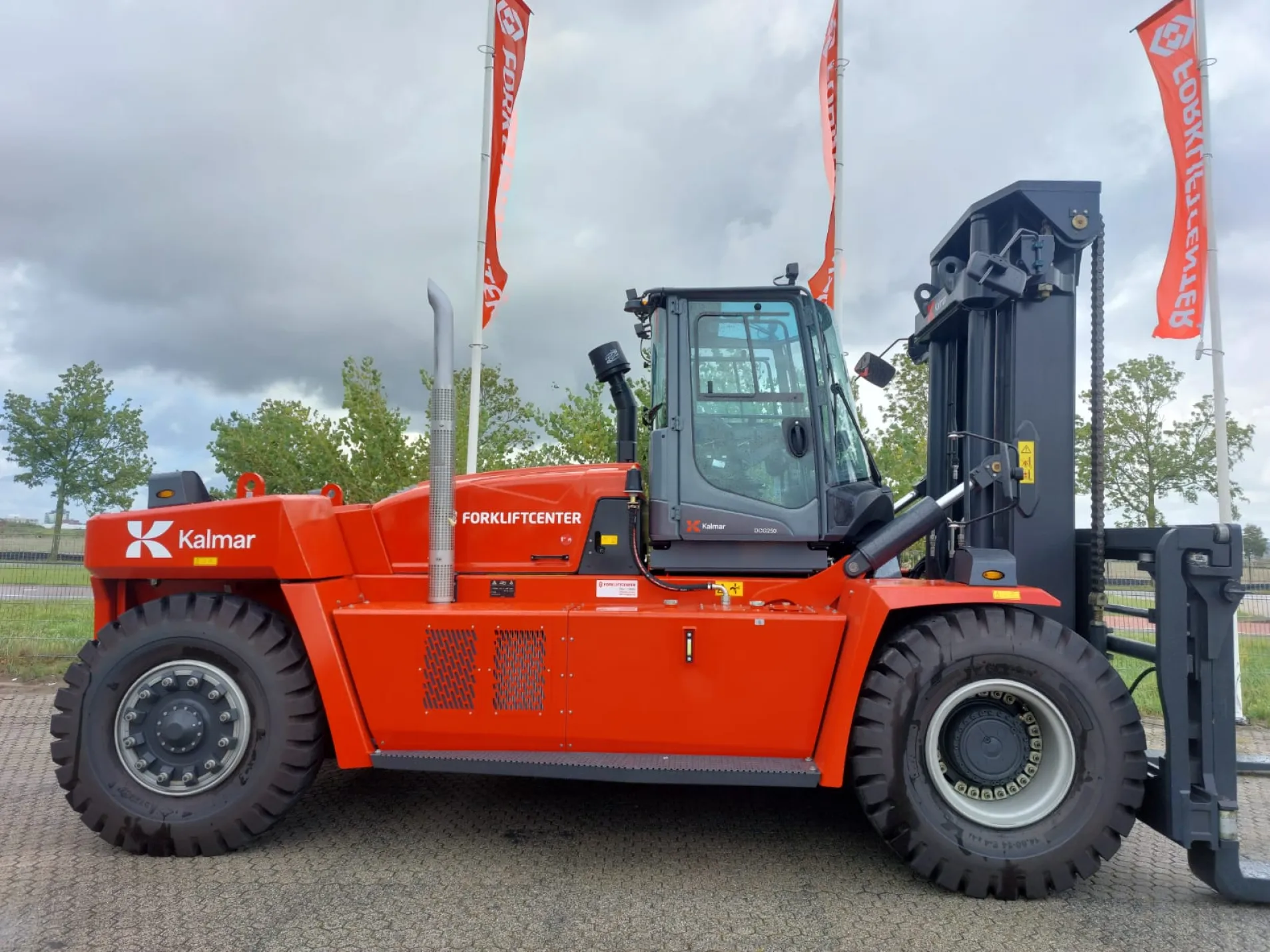 Kalmar - DCG250-12
