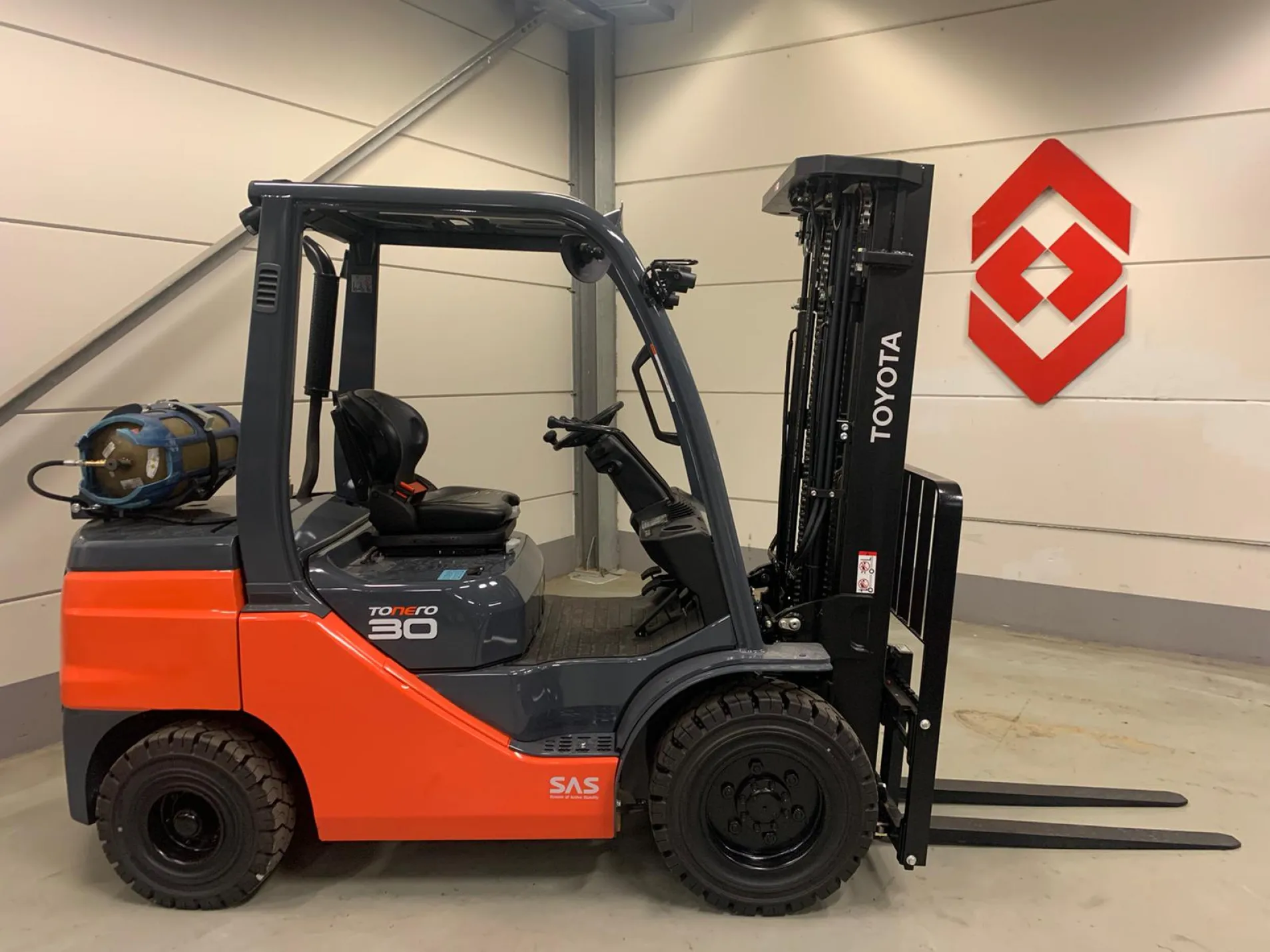 TOYOTA 02-8FGF30
4 Whl Counterbalanced Forklift <10t TOYOTA 02-8FGF30
4 Whl Counterbalanced Forklift <10t