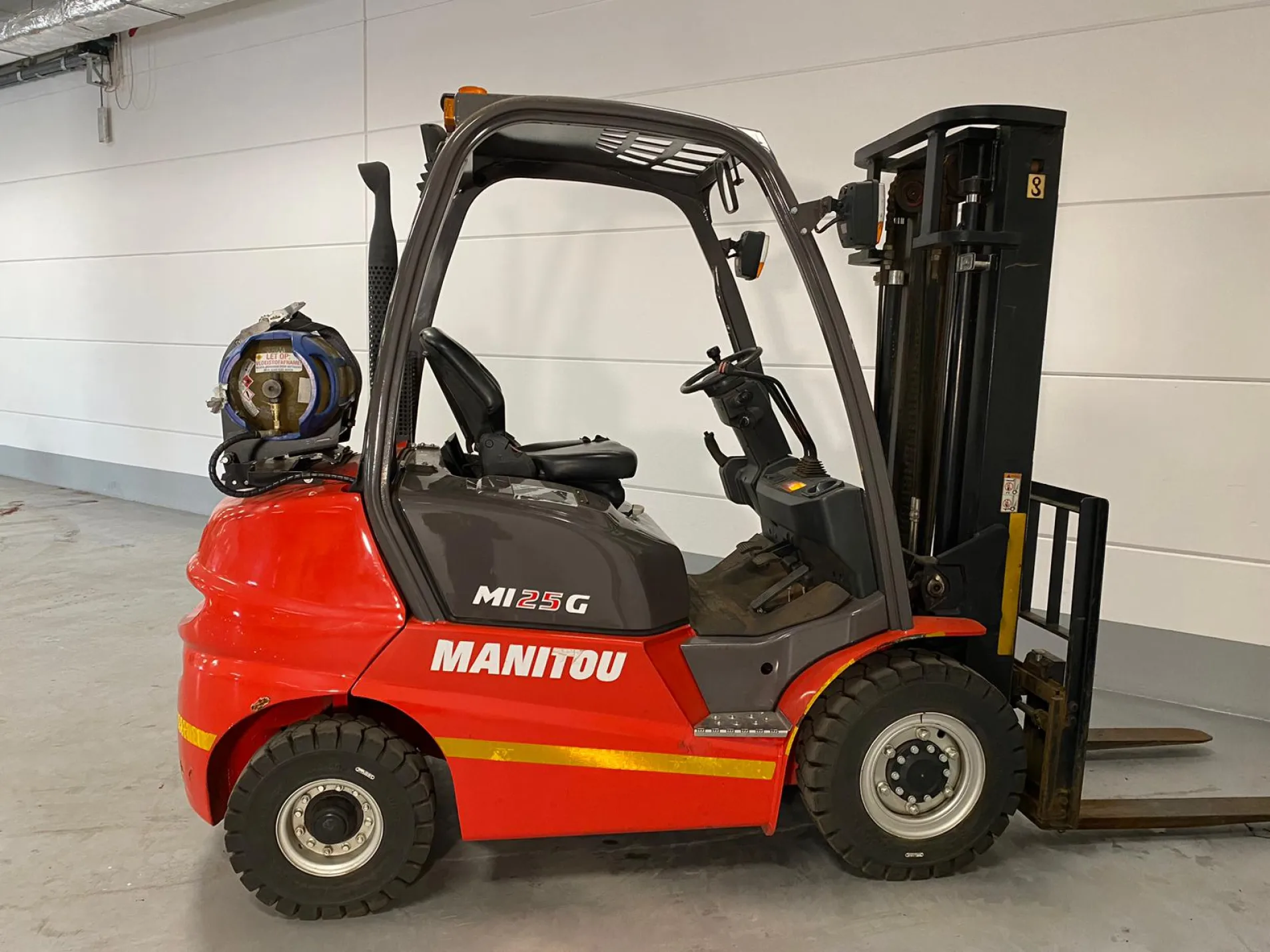 MANITOU MI25G
4 Whl Counterbalanced Forklift <10t