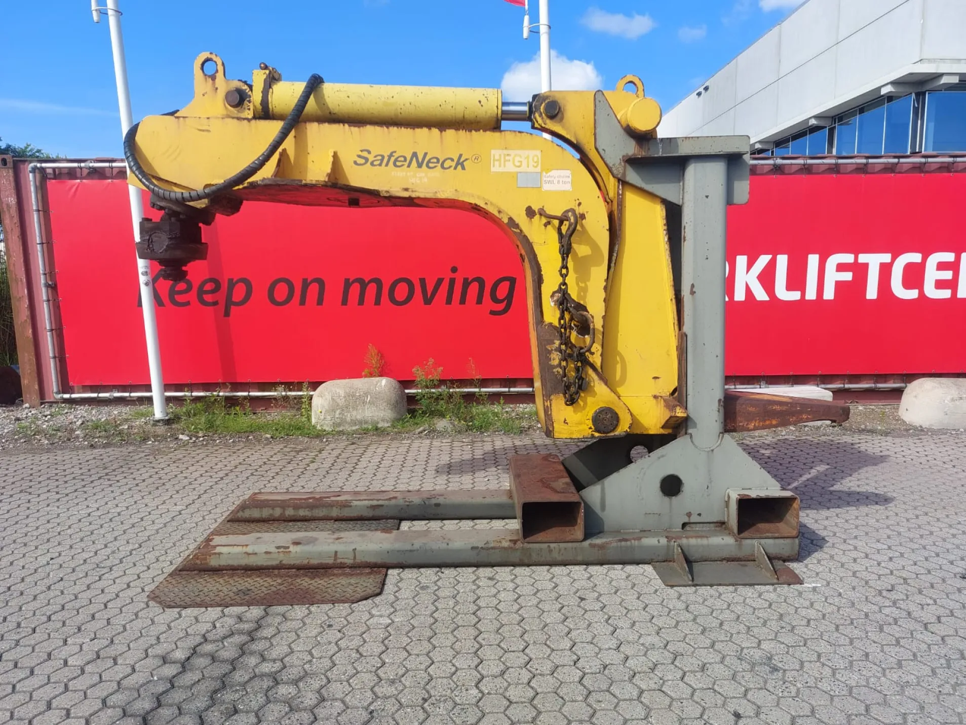 CATRACOM - SAN 40L SafeNeck incl parkstand
