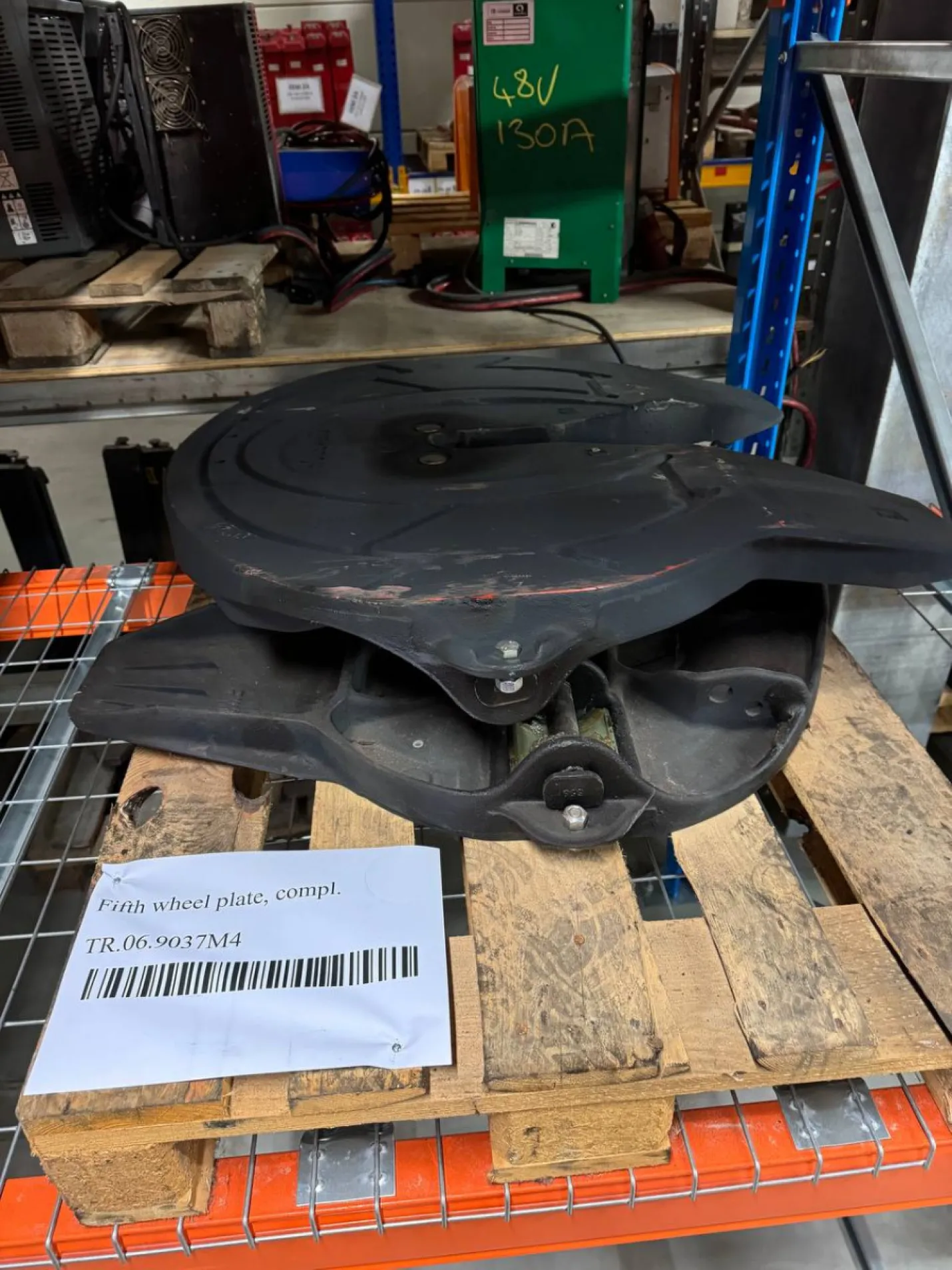 MAFI Fifth Wheel Plate 000,701,0065 T27057370 CTT00008812 MAFI Fifth Wheel Plate 000,701,0065 T27057370 CTT00008812