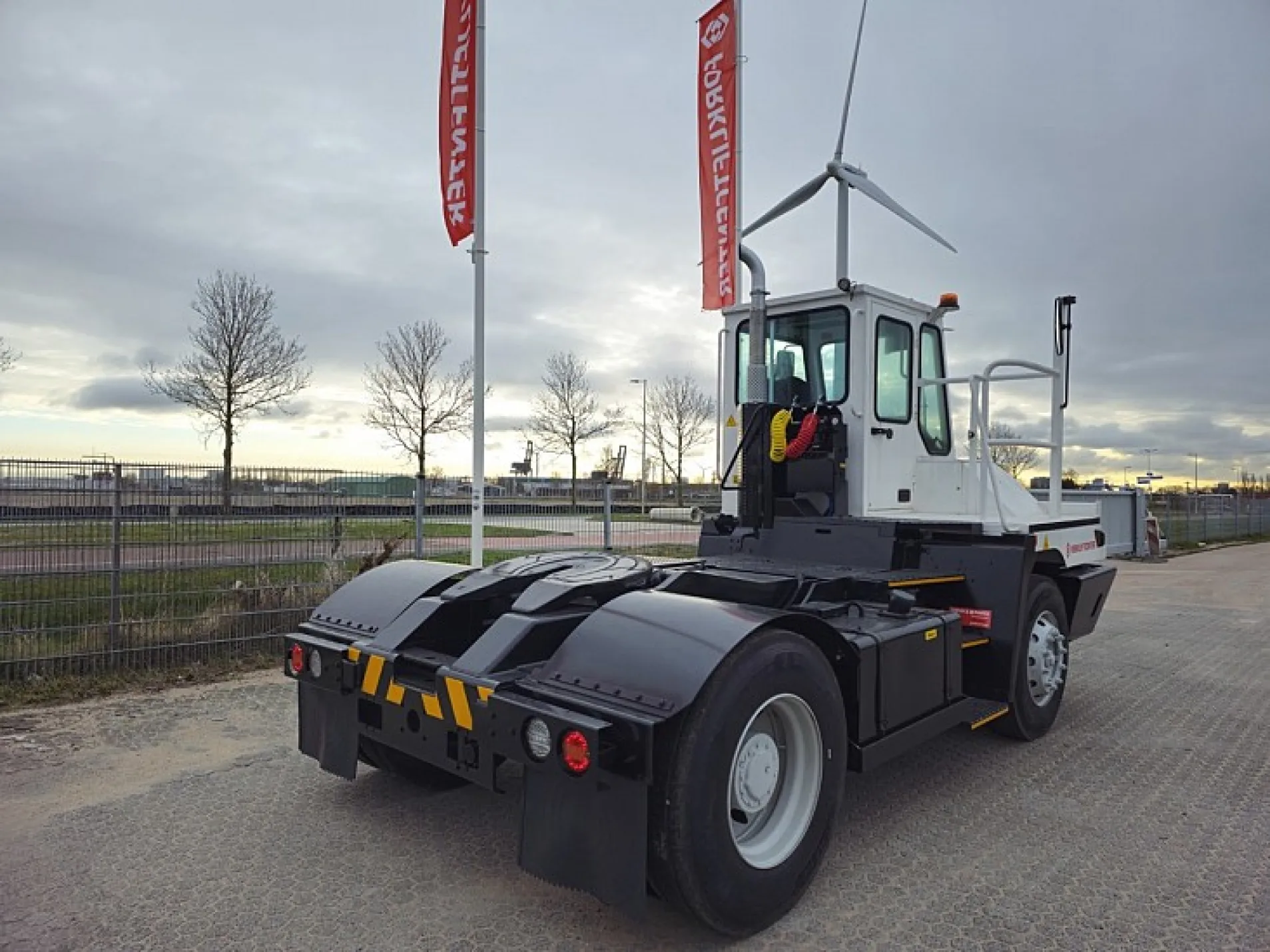 TERBERG - YT220