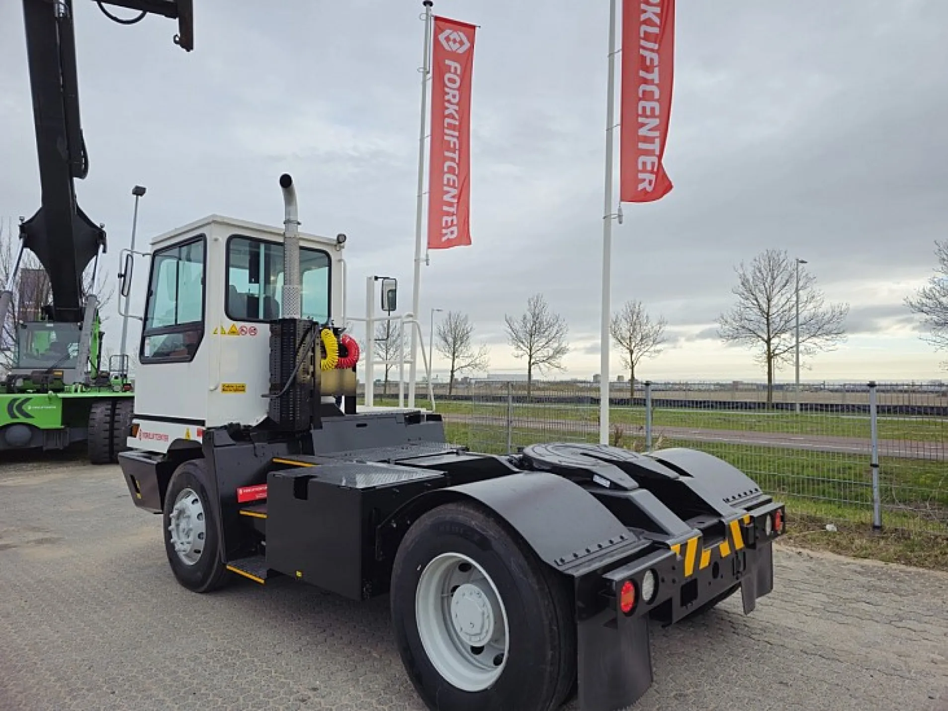 TERBERG - YT220